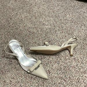 Stuart weitzman “Bowtender” heels
